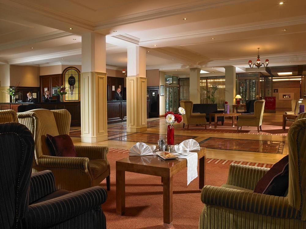 Camden Court Hotel Dublin Dış mekan fotoğraf