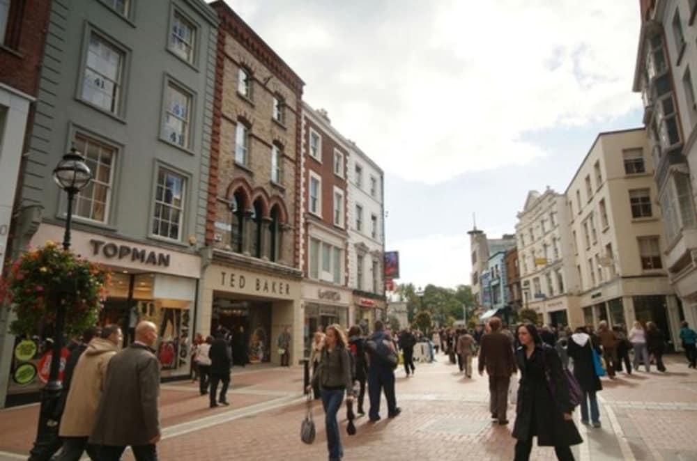 Camden Court Hotel Dublin Dış mekan fotoğraf