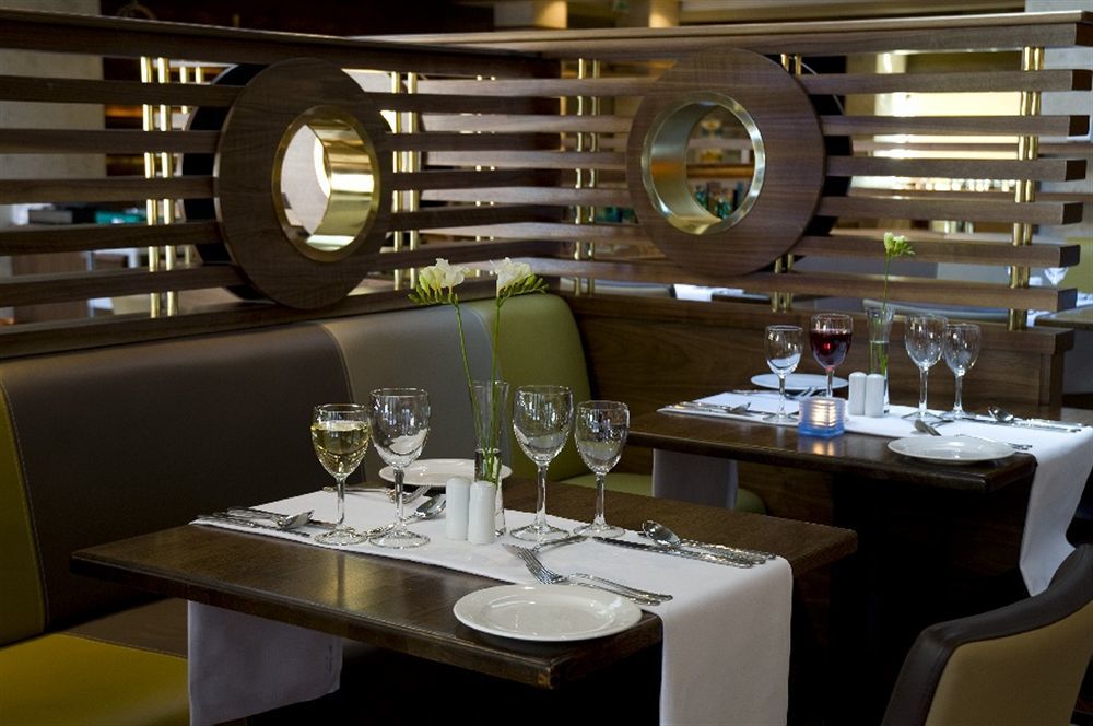 Camden Court Hotel Dublin Dış mekan fotoğraf